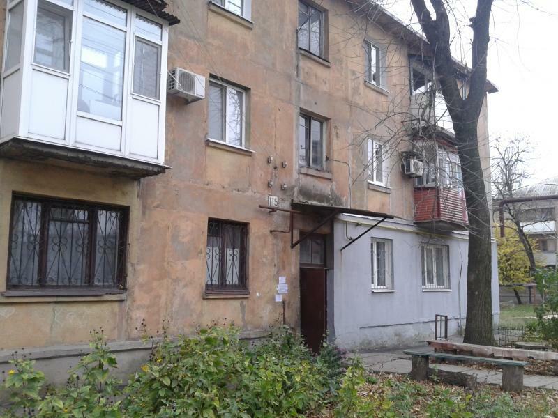 Донецьк, Энгельса вул., 115