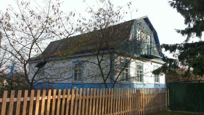 Житомирская обл., Малинский район, с. Диброва, Садовая ул., 45