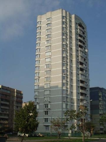 Київ, Миколи Бажана просп., 5Г