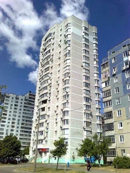 Київ, Миколи Бажана просп., 5Г
