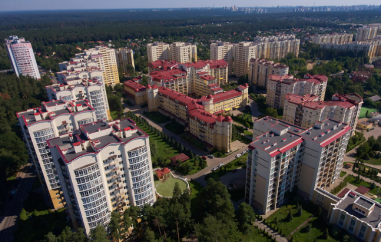 Пропозиції липня на квартири в ЖК /Чайка\