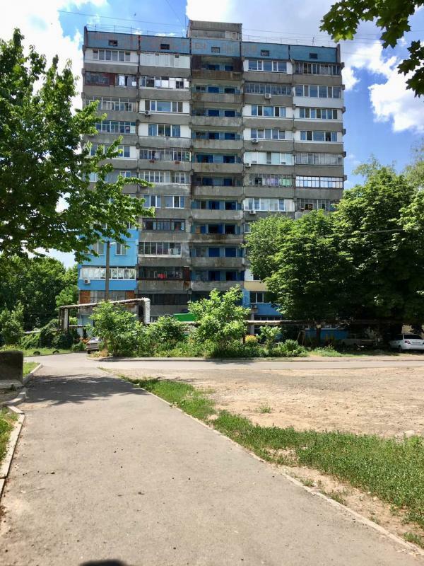 Продаж 2-кімнатної квартири 50 м², Тополина вул., 14