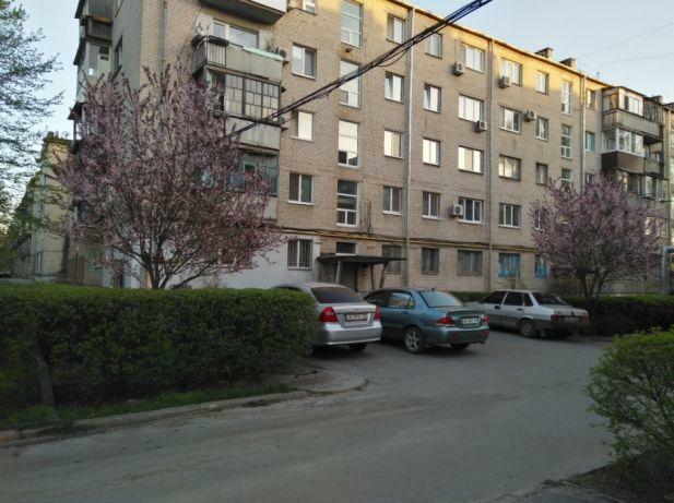 Днепр, Универсальная ул., 17