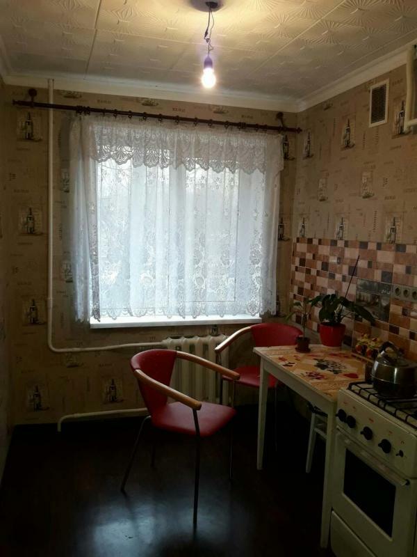 Оренда 2-кімнатної квартири 45 м², Метробудівська вул., 5