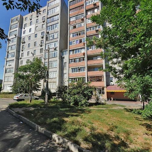 Продаж 2-кімнатної квартири 53 м², Менахем-Мендл Шнеєрсона вул., 19