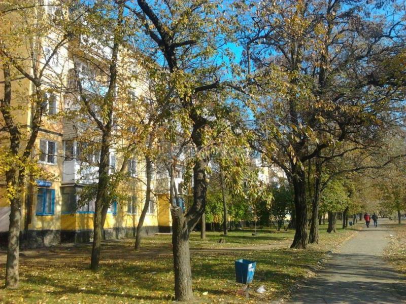 Дніпро, Полігонна вул., 6