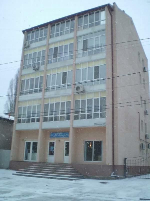 Днепр, Романа Шухевича ул., 9