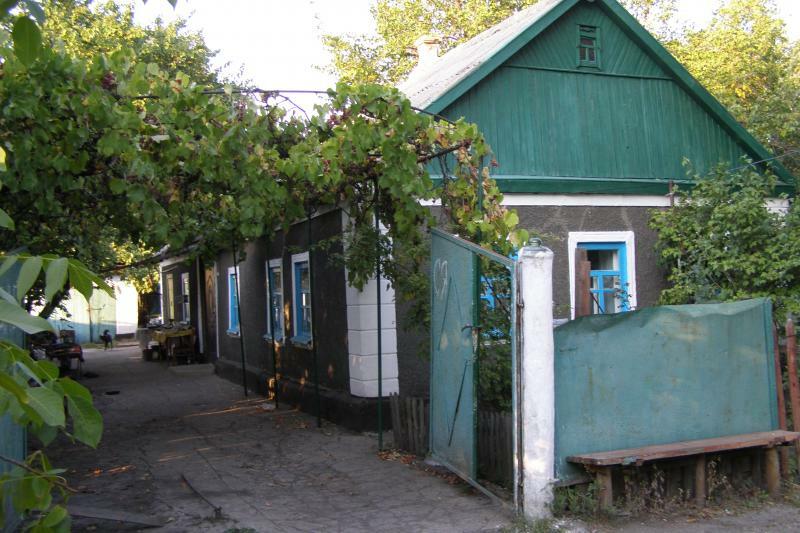 Донецкая обл., Волновахский район, пгт Еленовка, Фрунзе ул., 5