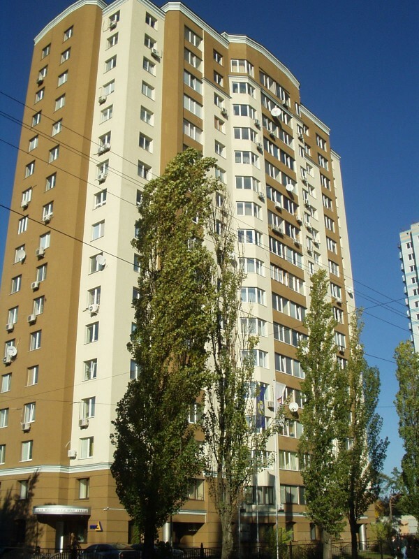 Киев, Пожарского ул., 10/15