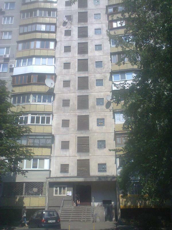 Киев, Санаторная ул., 18
