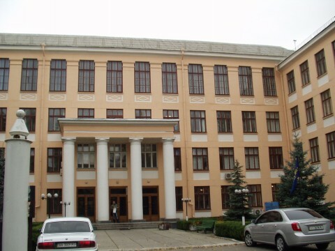 Киев, Петра Нестерова ул., 4