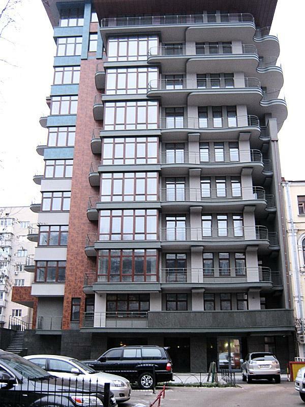 Київ, Григорфя Гуляницького вул., 27