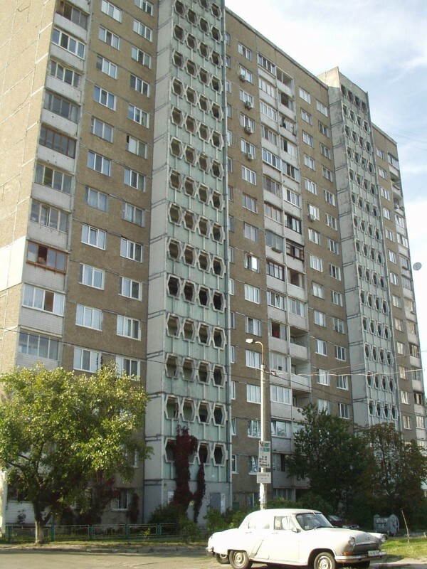 Київ, Озерна вул., 8