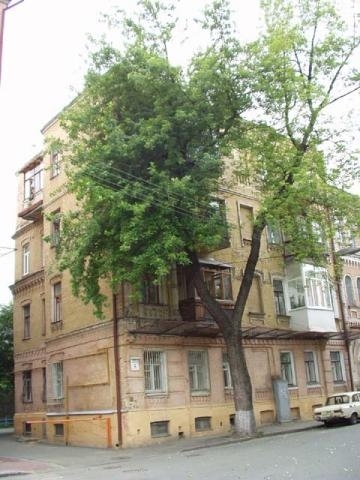 Киев, Рейтарская ул., 5