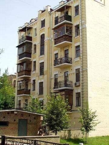 Киев, Симона Петлюры ул., 21А