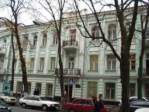 Киев, Пушкинская ул., 40