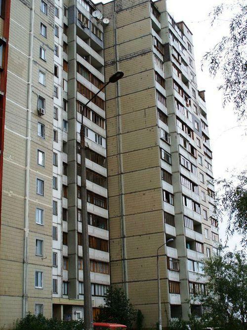Киев, Оноре Де Бальзака ул., 100/31