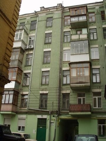 Киев, Олеся Гончара ул., 24Б
