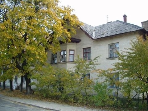 Киев, Монтажников ул., 103