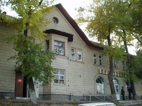 Київ, Монтажників вул., 101/2