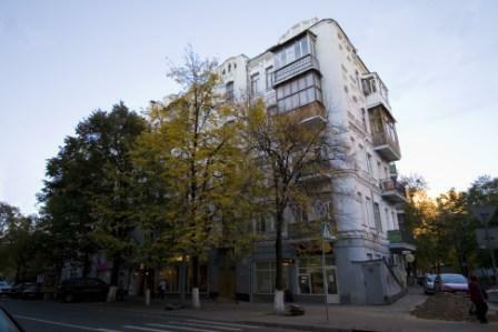Киев, Московская ул., 15