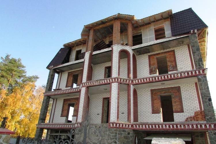 Киевская обл., Бучанский район, пгт Гостомель, Пушкина ул., 21