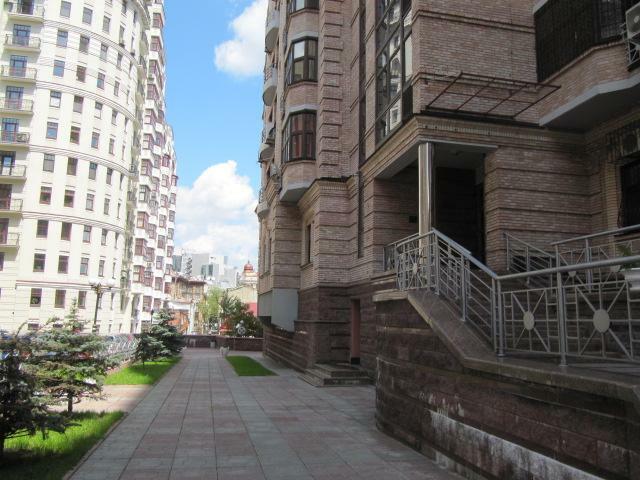 Киев, Паторжинского ул., 14