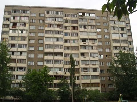 Київ, Перова бул., 48Б