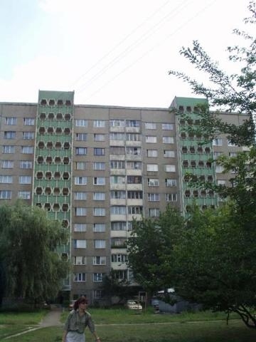 Київ, Перова бул., 48Б