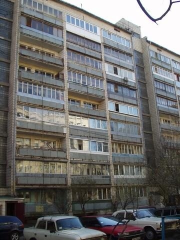 Киев, Резницкая ул., 8