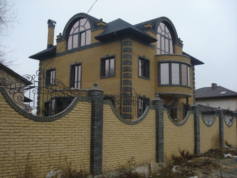 Київ, Лаврська вул., 16А