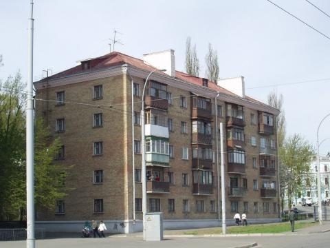 Киев, Ивана Огиенко ул., 21
