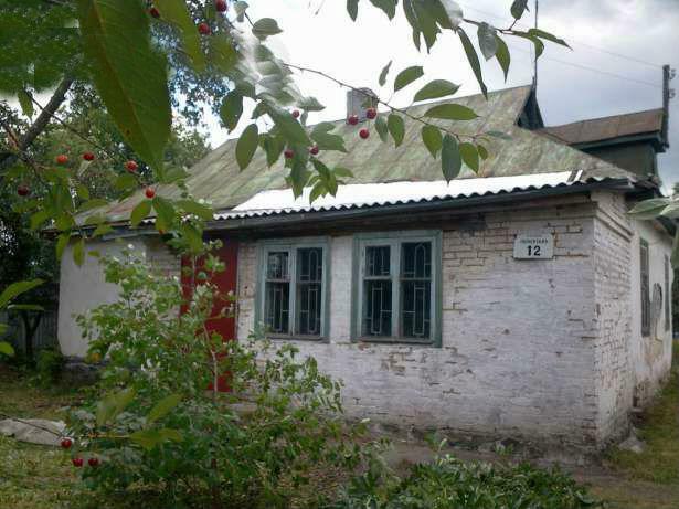 Київська обл., Макарівський район, смт Макарів, Піонерська вул., 12