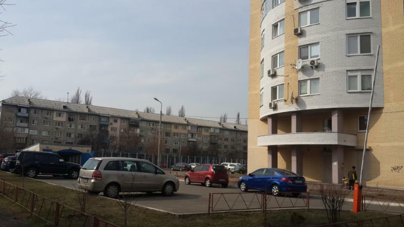 Київ, Верховної Ради бул., 14Б