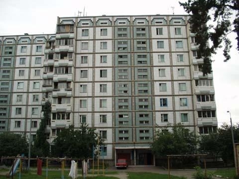 Киев, Бориспольская ул., 49