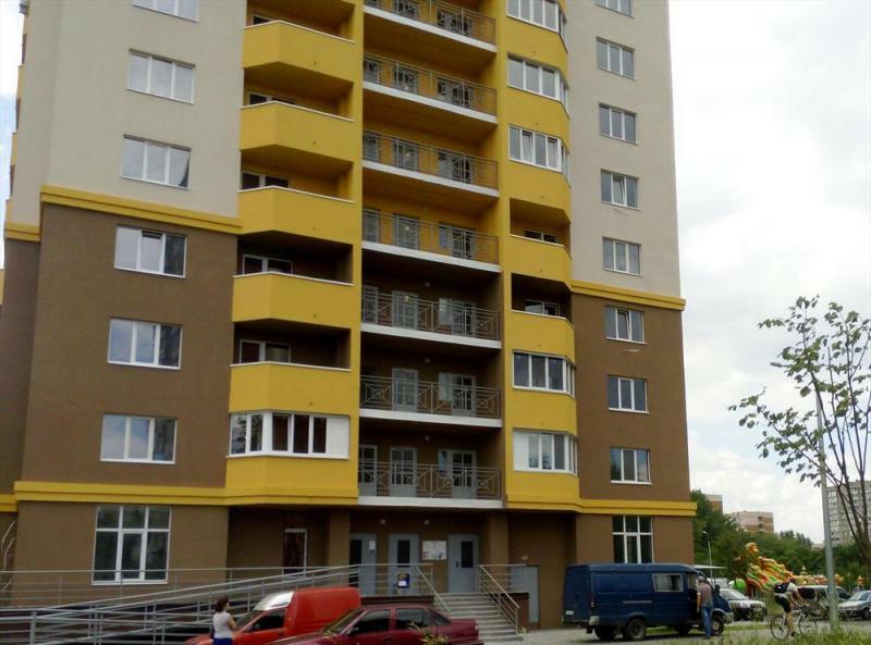 Киев, Булгакова ул., 13
