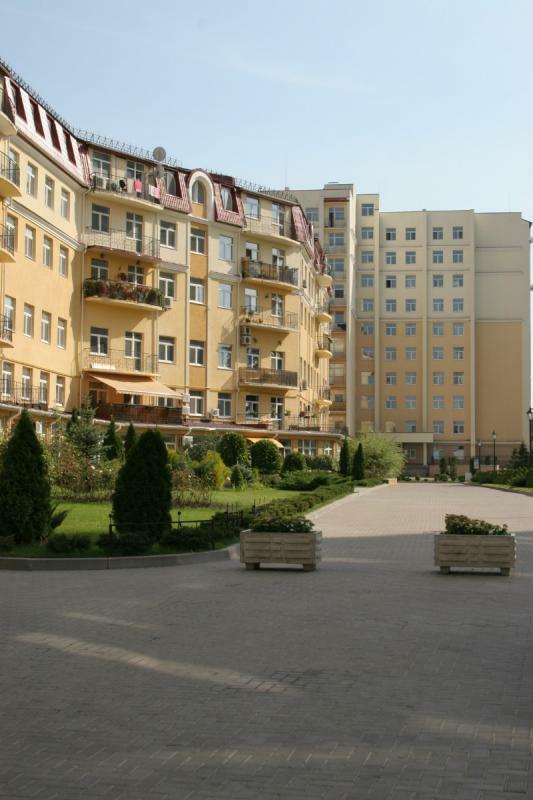 Киев, Бударина ул., 9