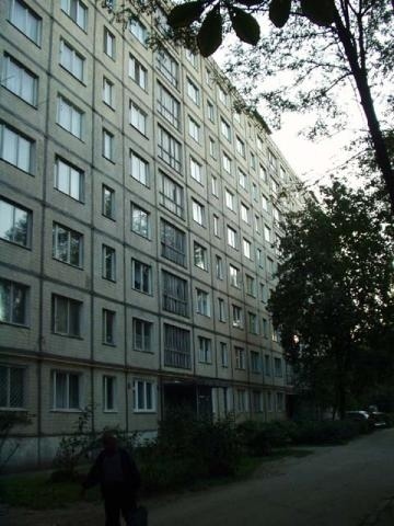 Киев, Василия Кучера ул., 2