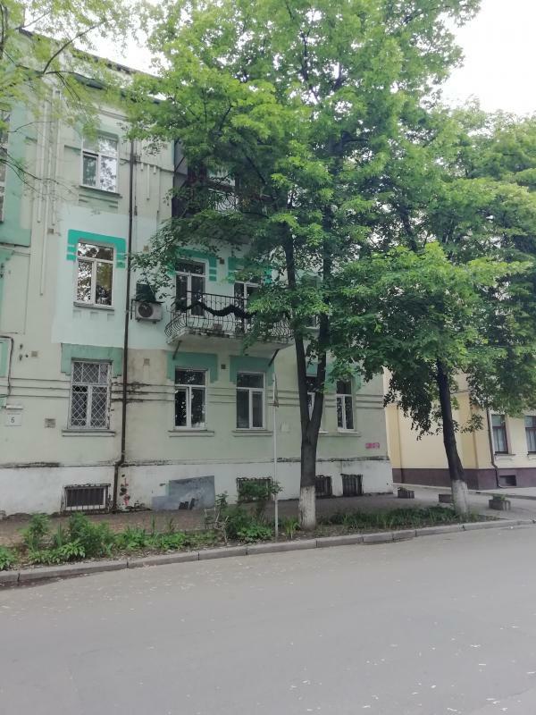 Київ, Введенська вул., 6