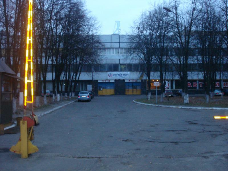 Киев, Большая Кольцевая ул., 6