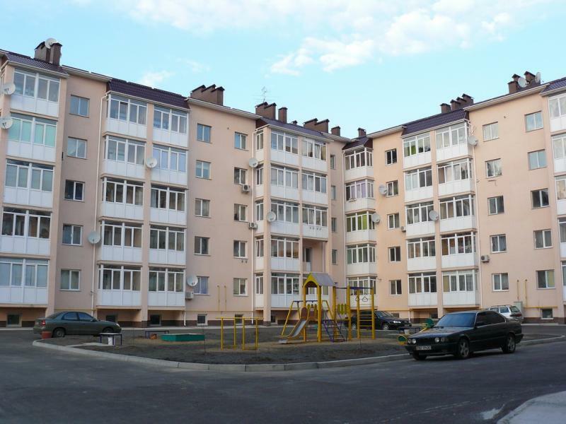 Киев, Большая Кольцевая ул., 6