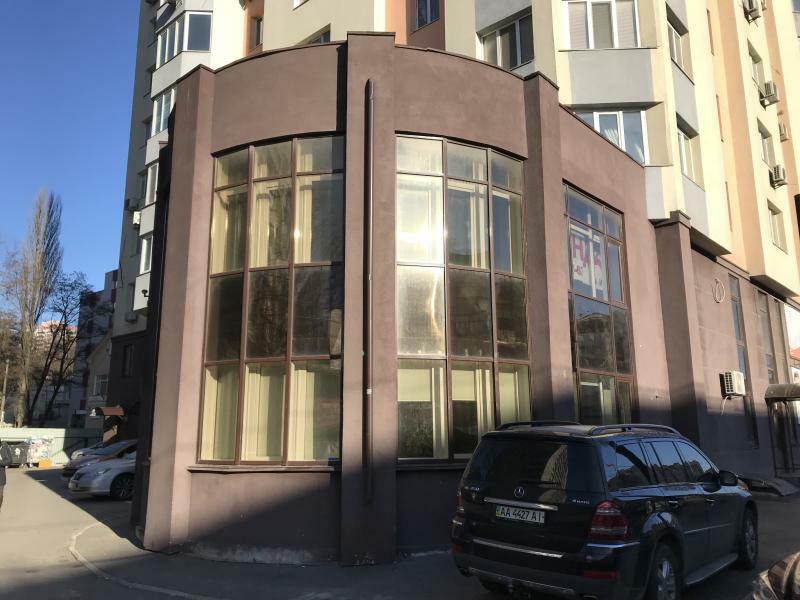Продаж офісу 190 м², Борщагівська вул.