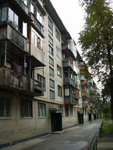 Киев, Волгоградская ул., 15