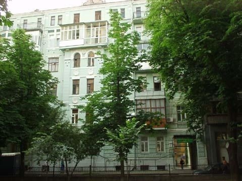 Київ, Бульварно-Кудрявська вул., 8