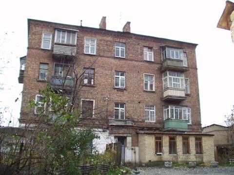 Киев, Вознесенский спуск, 18А
