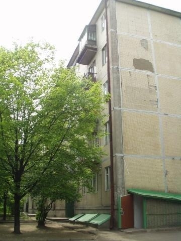 Киев, Волынская ул., 4