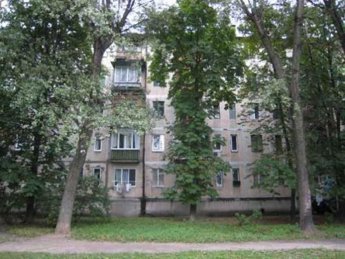 Киев, Волынская ул., 4