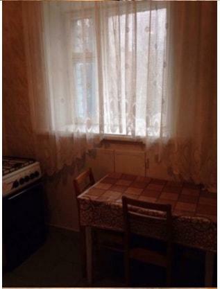 Київська обл., Броварський район, м. Бровари, Гагаріна вул., 10