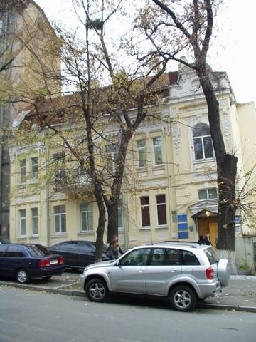 Київ, Володимирська вул., 85