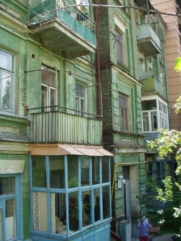 Киев, Владимирская ул., 79А
